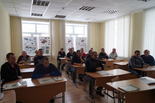 Переподготовка трактористов  для работы на современных тракторах «Кировец»